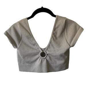 Aerie Large Cropped Top Cap Sleeve Gray Ribbed Plunge O-Ring Stretch Crop